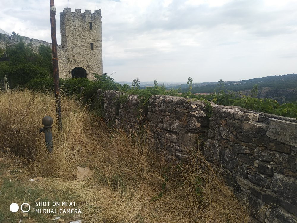Castello di Salle-Salle必去景点