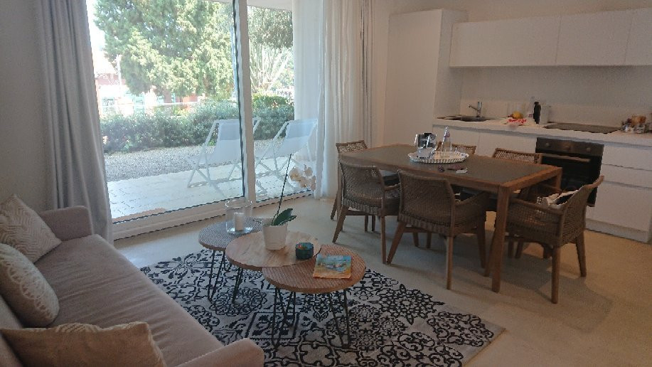 Iancu Charme Apartments主图