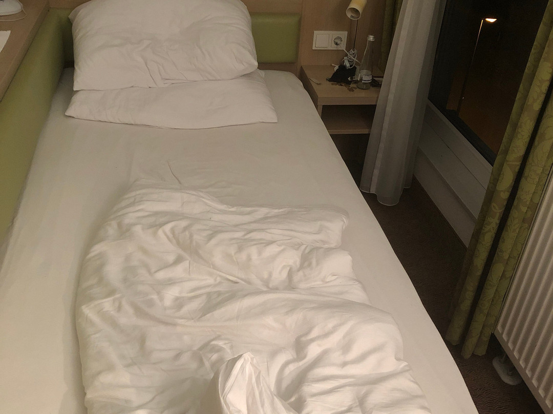 阿维瓦酒店主图