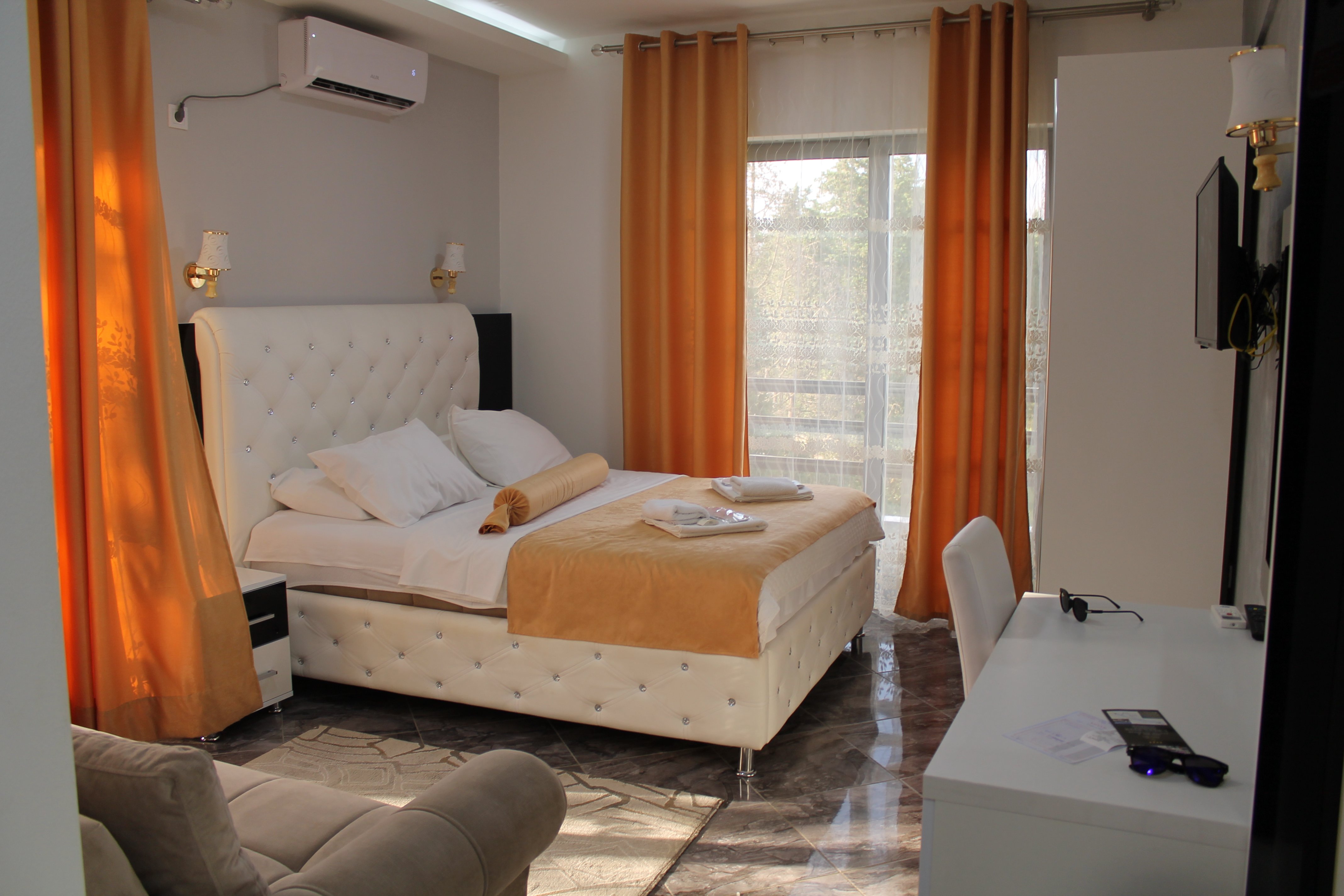 Hotel Hoti II-官方