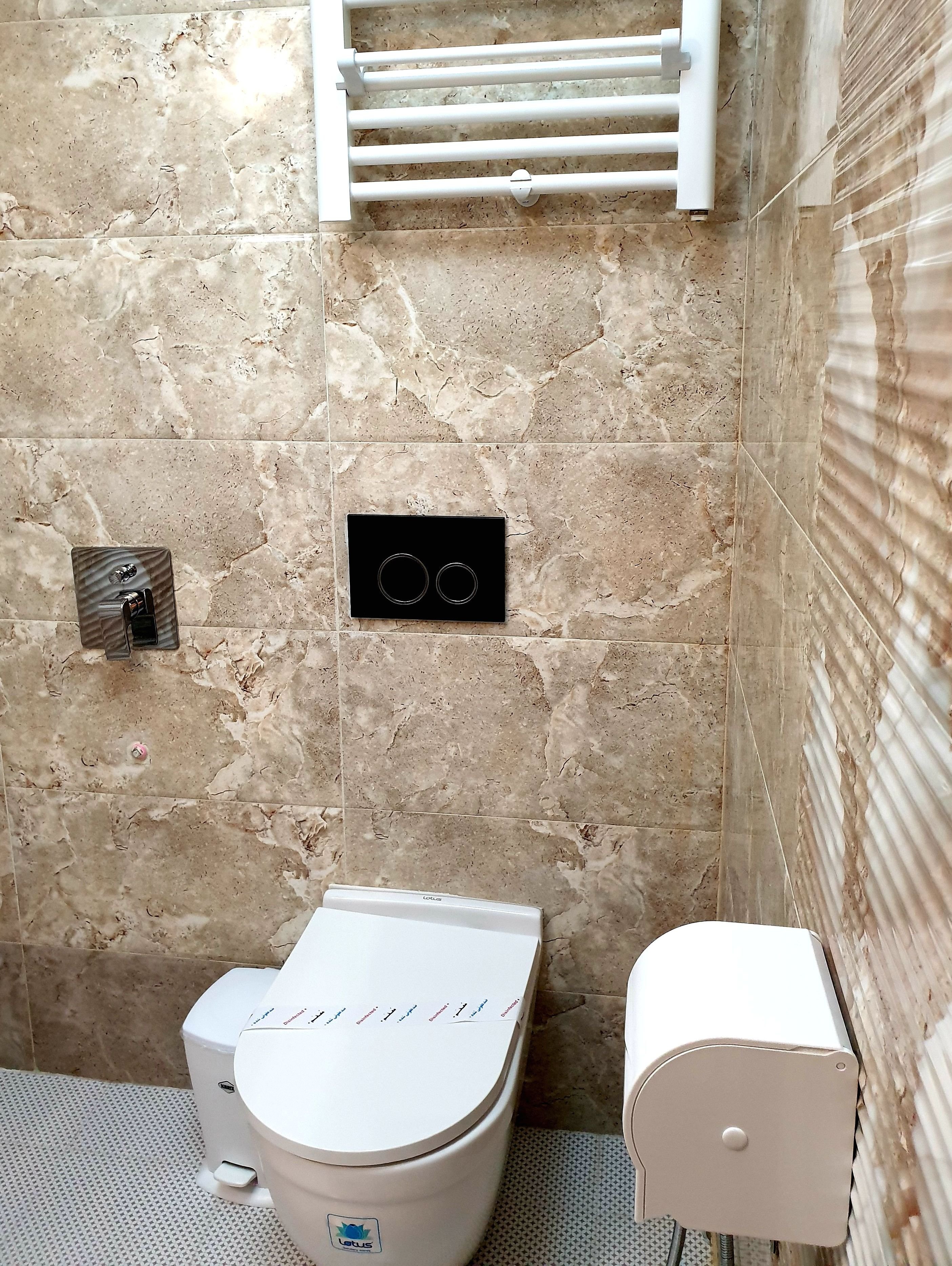 Hotel Amiran-portrait