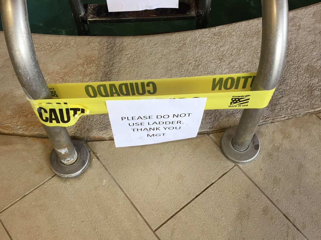 Holiday Inn Express & Suites Greenfield By IHG主图