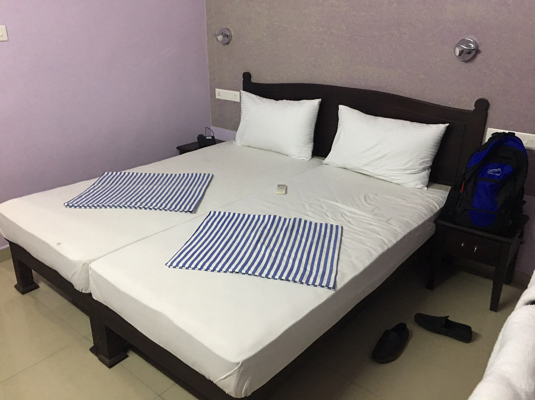 OYO 44093 Shanthi Residency主图