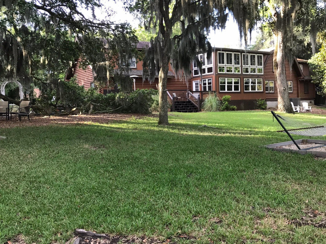 Plantation Oaks Inn主图