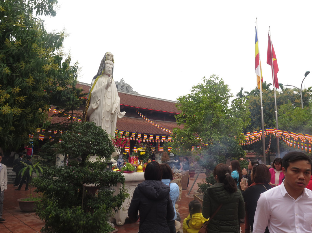 Bia Ba Temple-河内必去景点