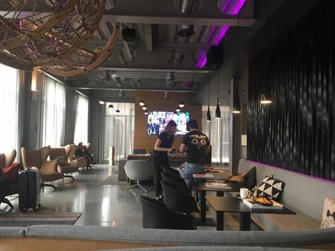 Moxy London Excel主图