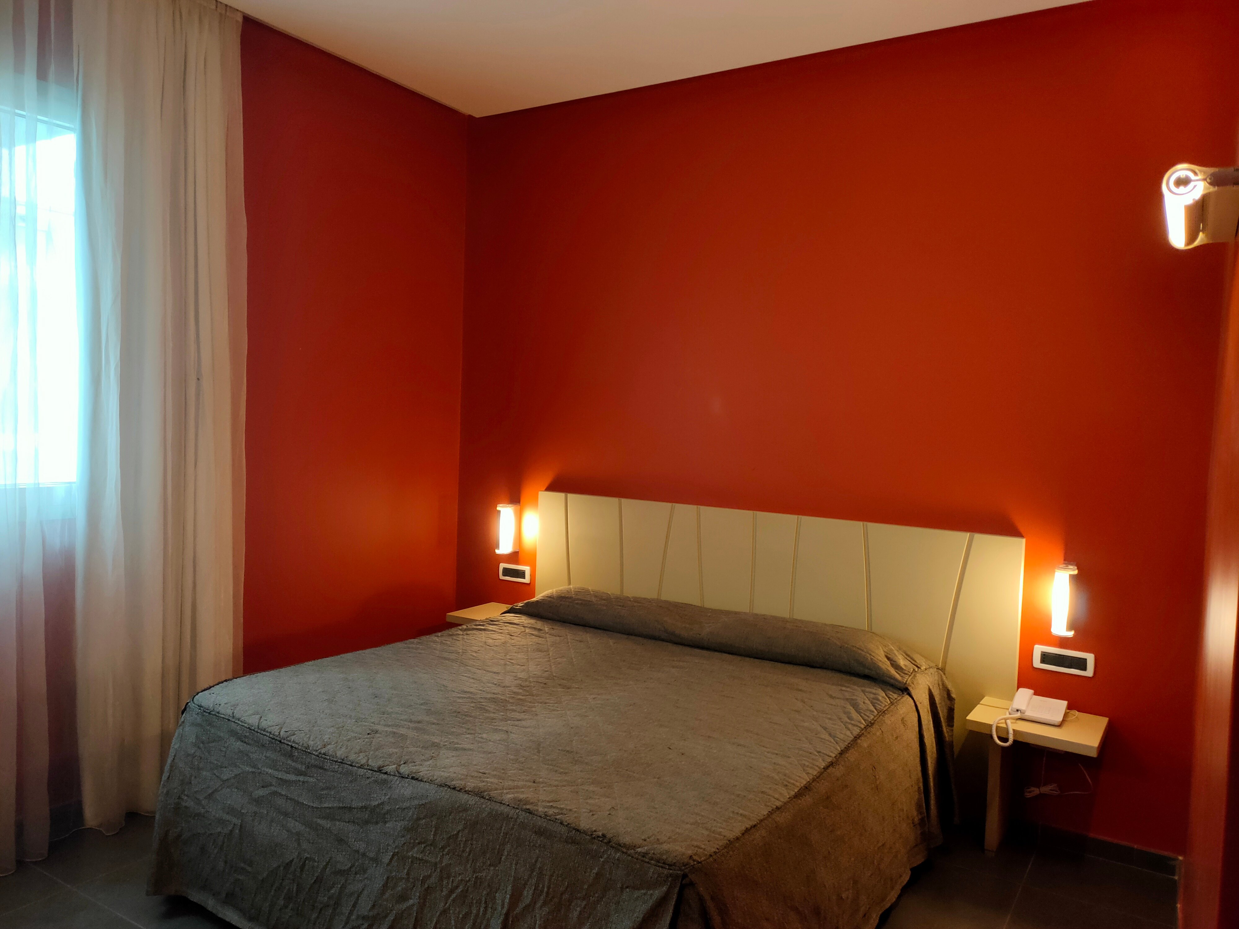 Rolling Hotel-官方