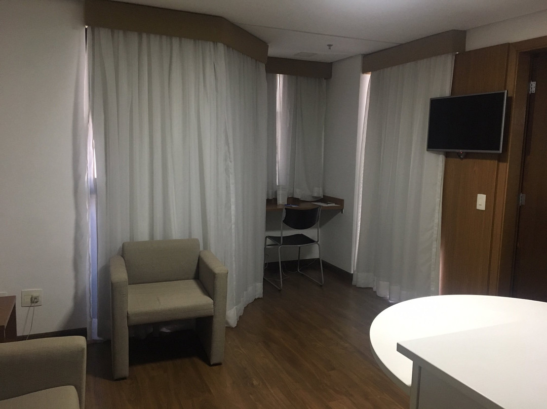 Twin Towers Flat主图