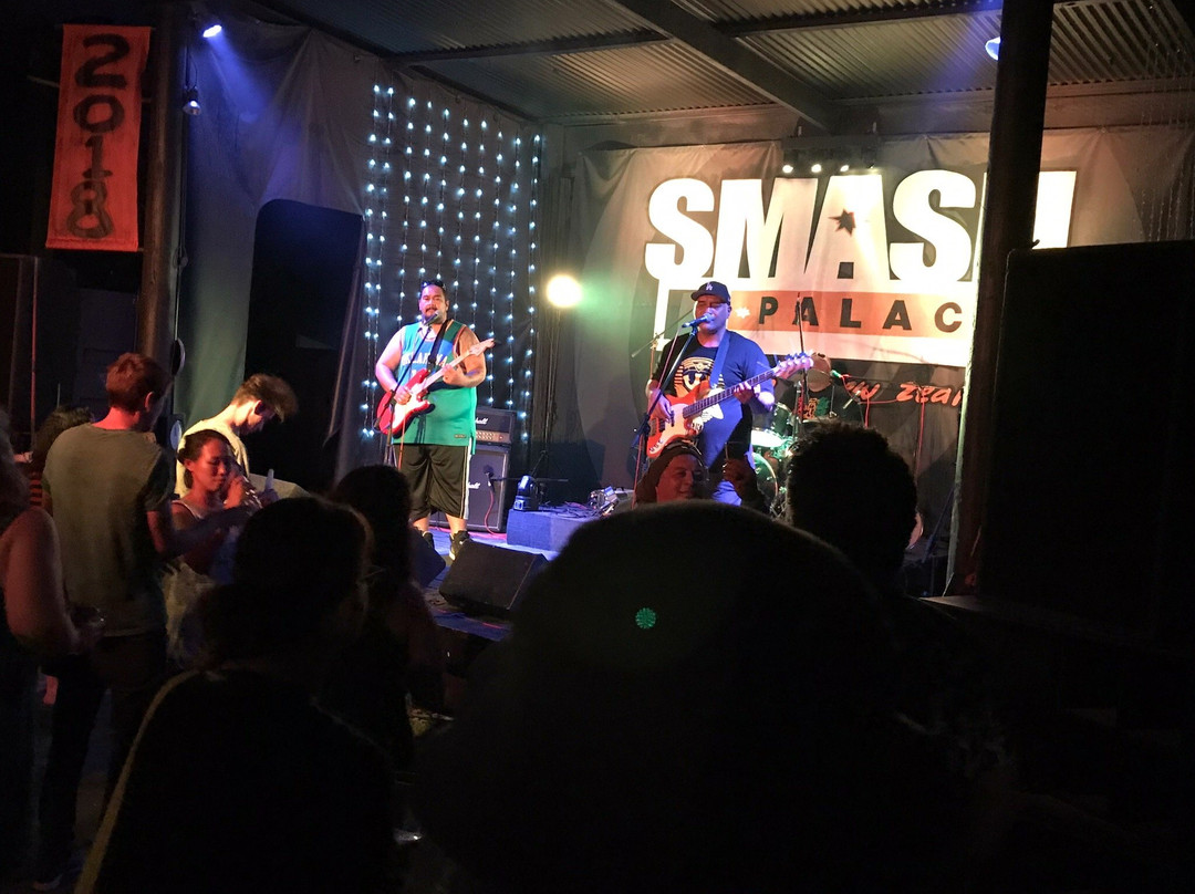 Smash Palace-吉斯本必去景点
