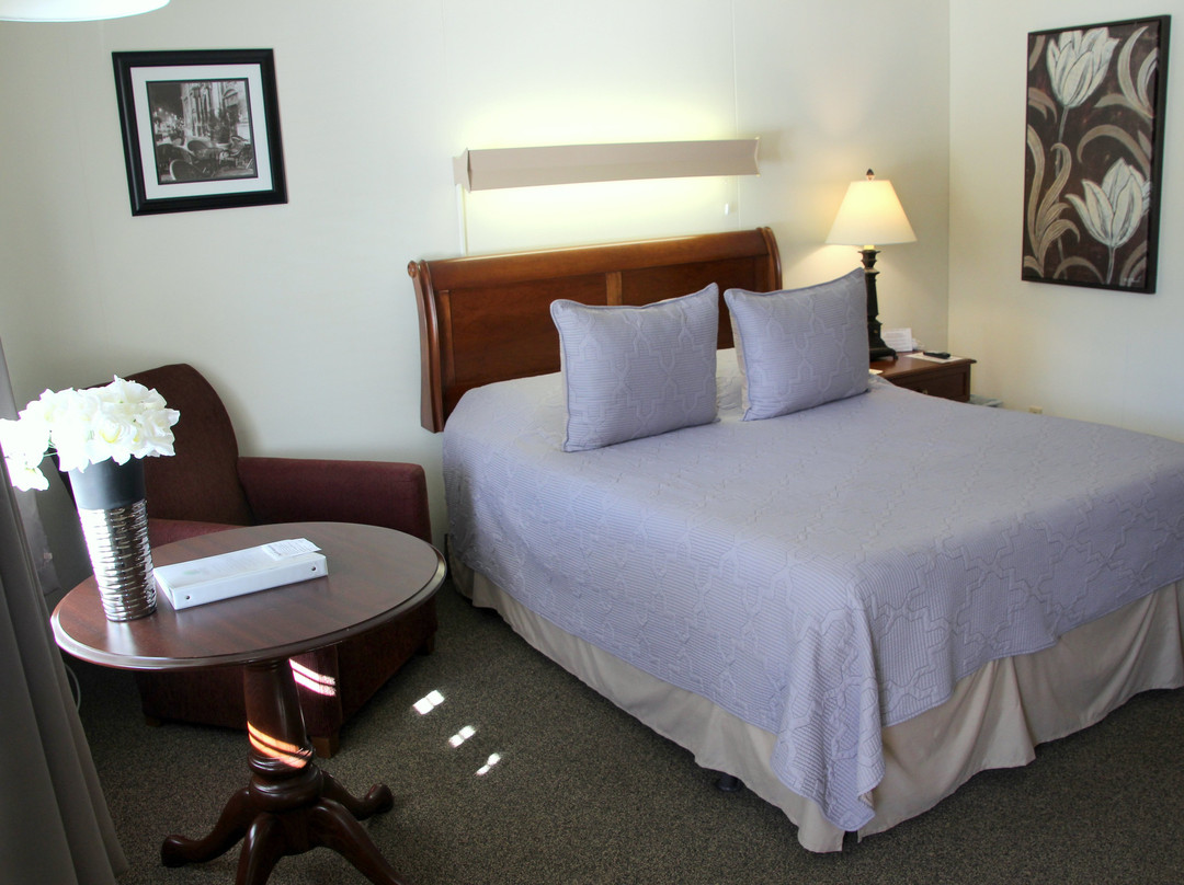 All Seasons Inn主图