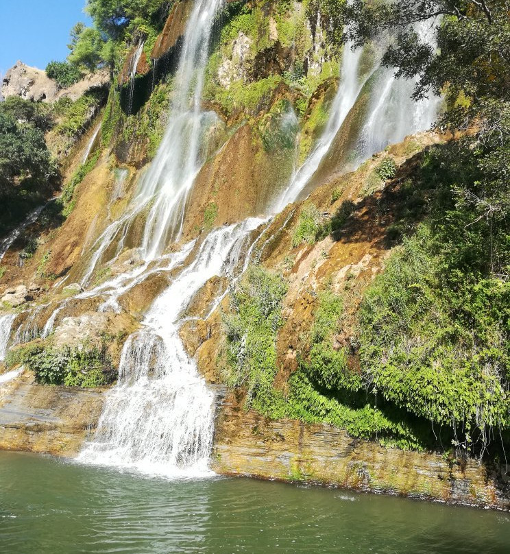 Bisheh Waterfall景点图片