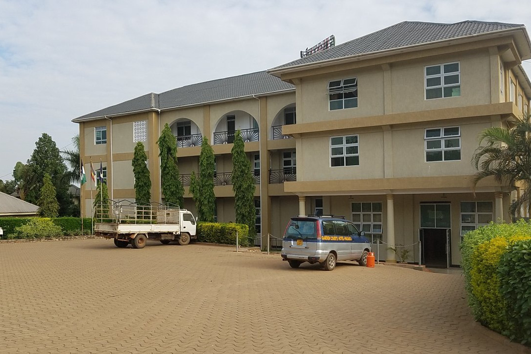 Garden Courts Hotel主图
