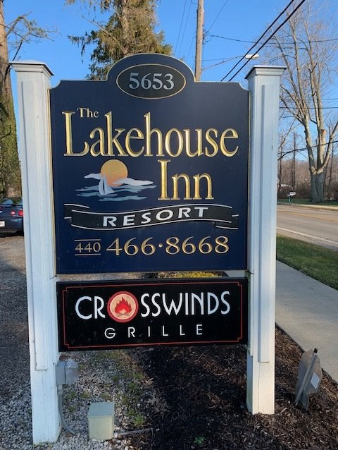 The Lakehouse Inn Retreat主图
