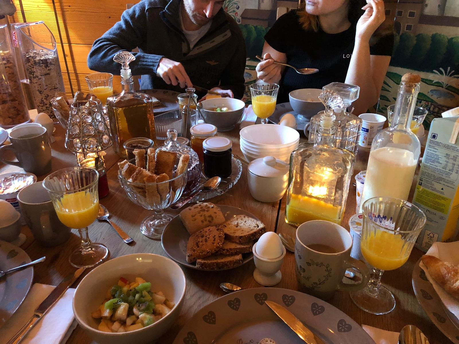 Loyehill Chalet - Swiss Alps Escape-餐饮