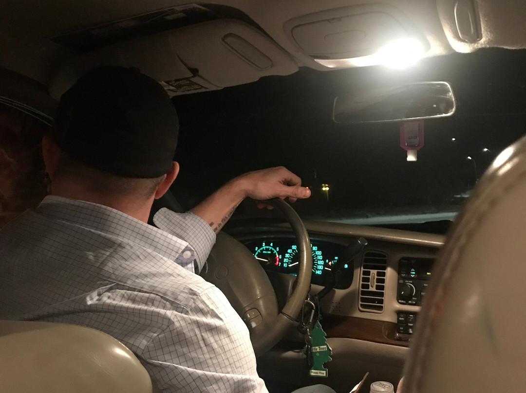 4 Aces Taxi-坎莫尔必去景点