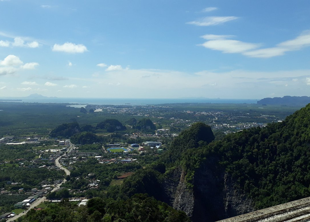 Wat Khao Suwan Pradit-廊塞必去景点
