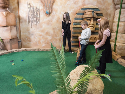 Paradise Island Adventure Golf Derby-德比必去景点