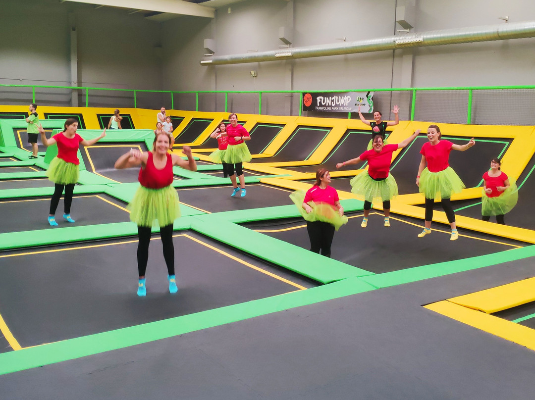 Fun Jump Trampoline Park景点图片