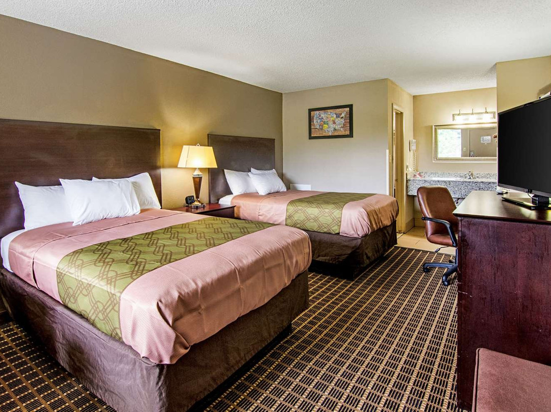 Brentwood Inn and Suites主图