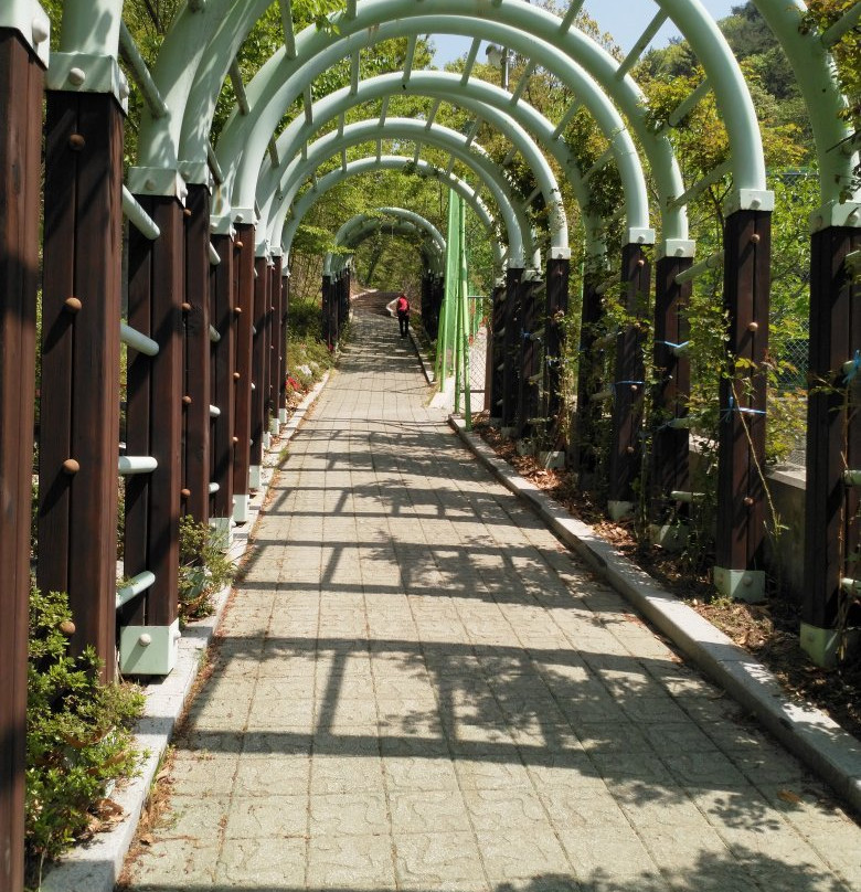 Paryongsan Doltab-昌原市必去景点