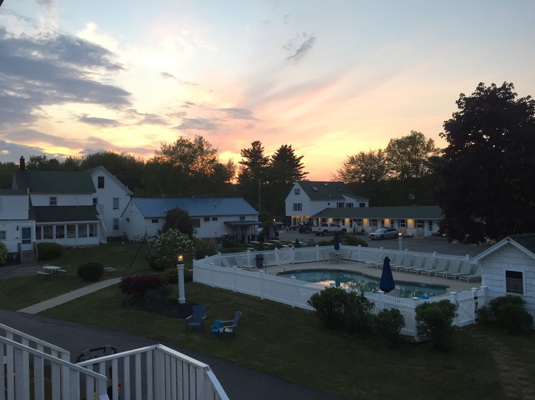 Ne'r Beach Motel主图