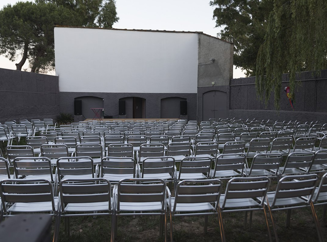 Cinéma Plein Air Simplexe-Saint Florent必去景点