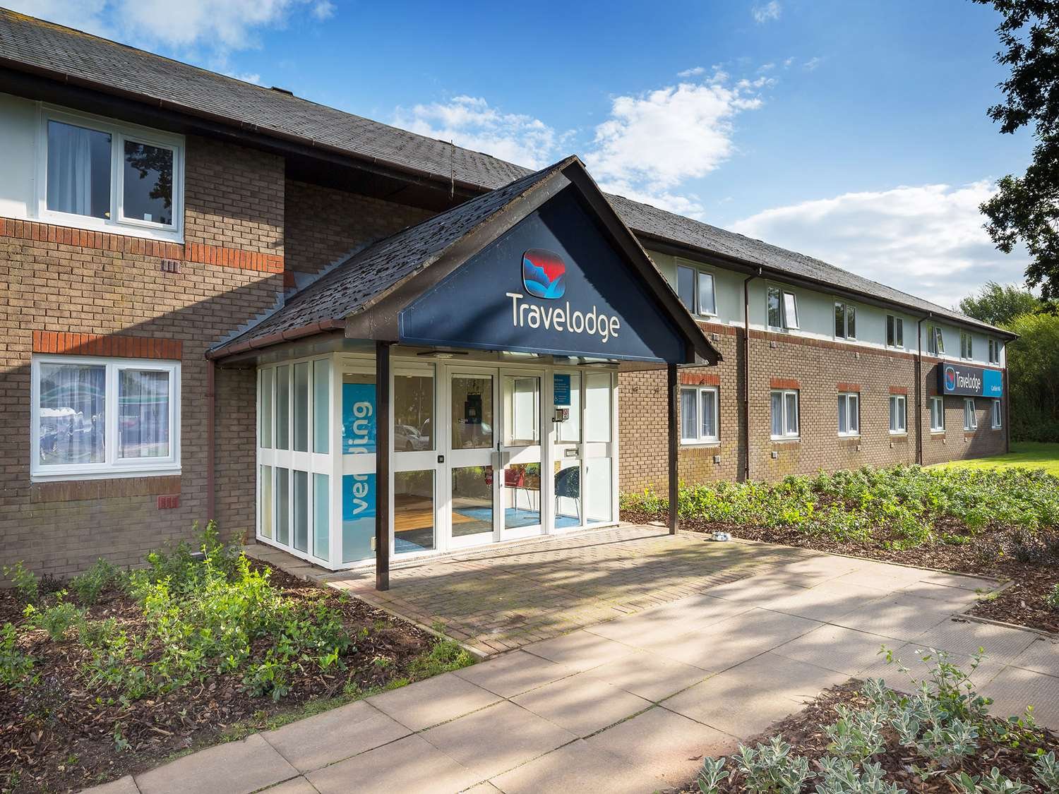 Travelodge Carlisle M6-官方