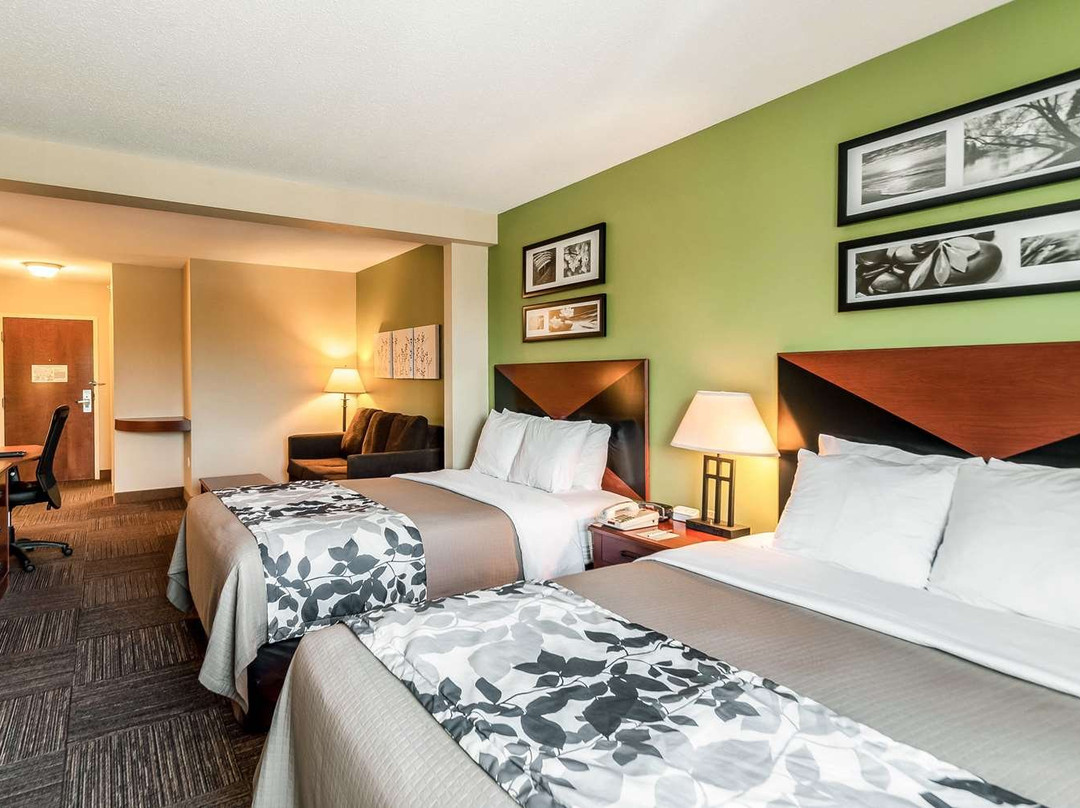 Sleep Inn & Suites主图