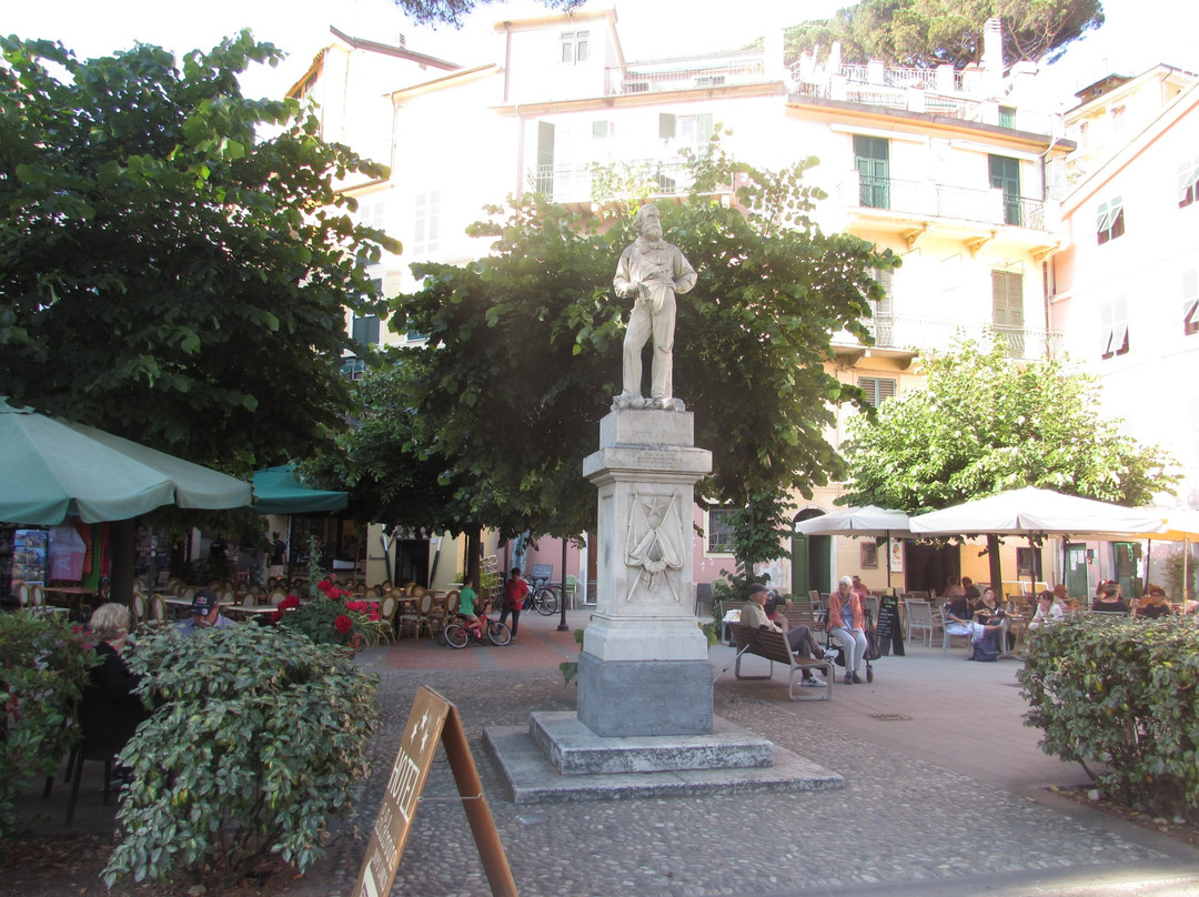 Monumento a Giuseppe Garibaldi-滨海蒙特罗梭必去景点