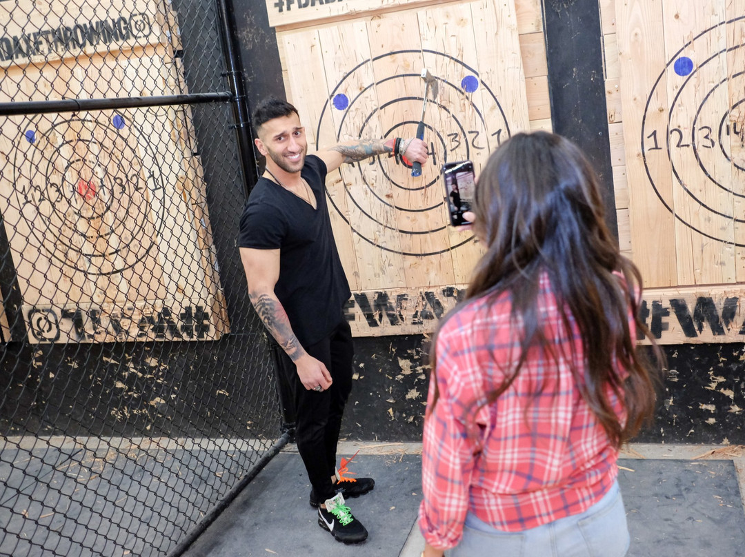 Bad Axe Throwing Chicago (Lake View)-芝加哥必去景点