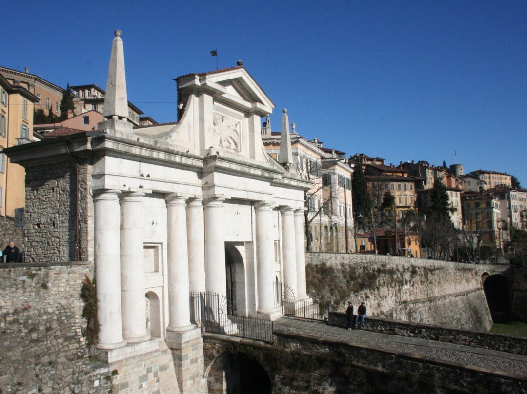 Porta San Giacomo景点图片