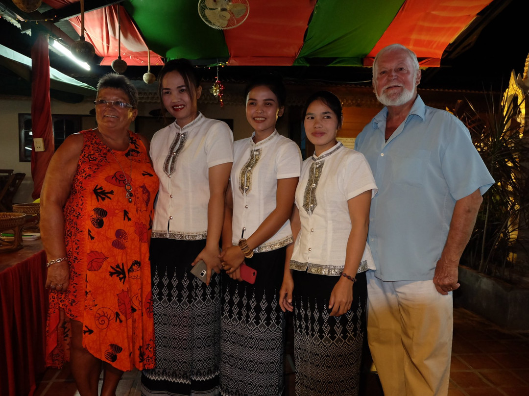 Souan Son Beach Resort & Restaurant主图