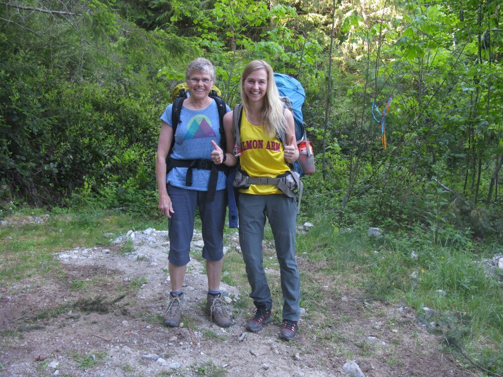 Sunshine Coast Shuttle-鲍威尔里弗必去景点