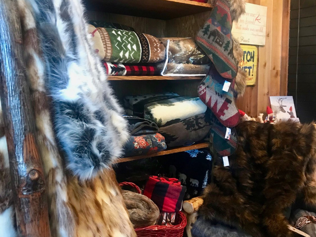 Daniels Summit Gift Shop and General Store-希伯城必去景点