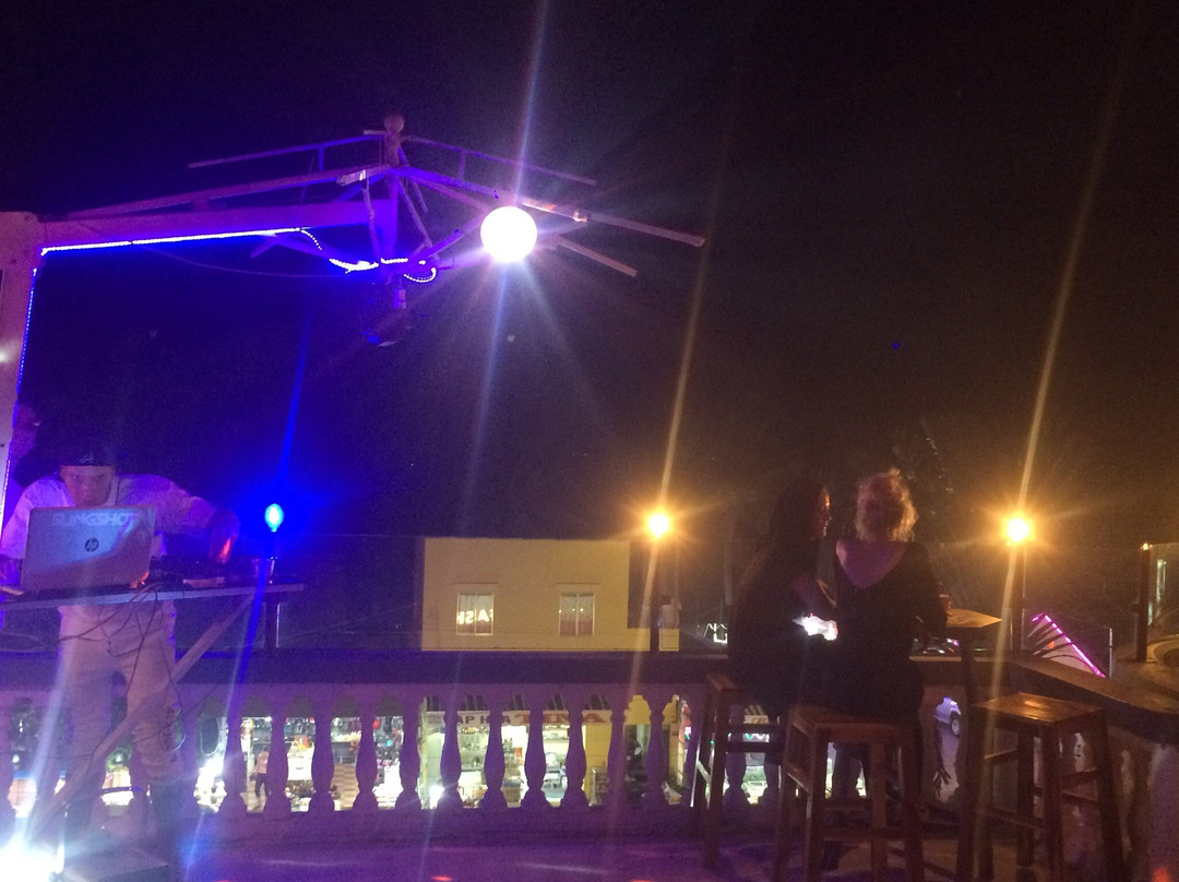 Triangle Rooftop Club-美奈必去景点