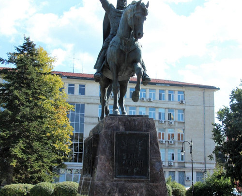 Monument of Tsar Kaloyan-瓦尔纳必去景点