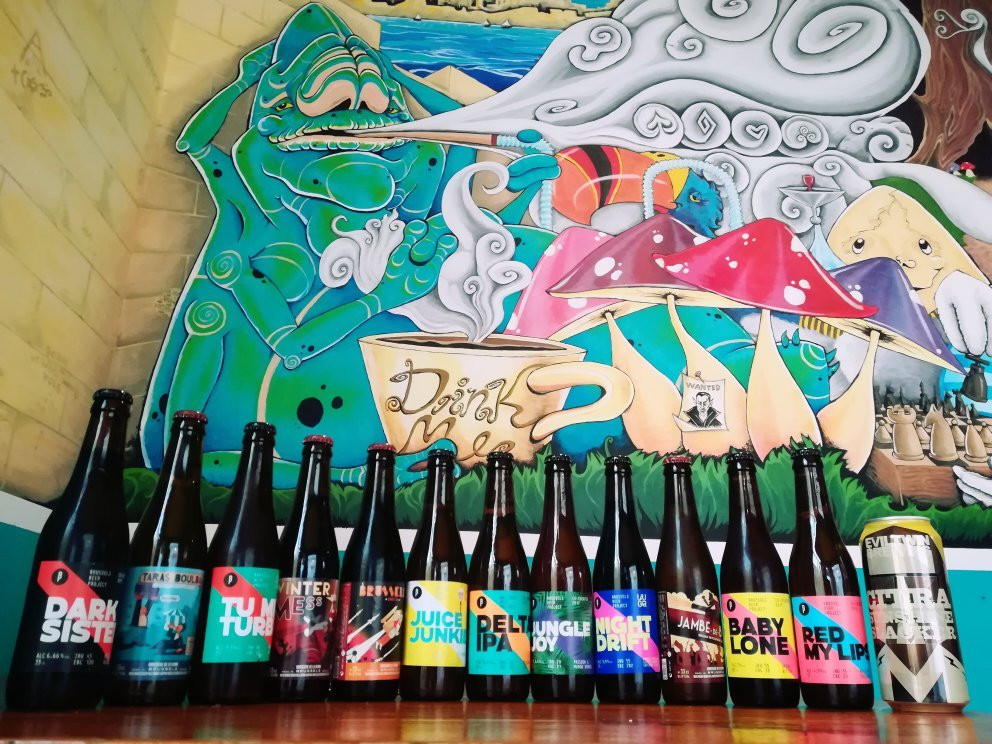 Msida餐馆和美食-Down the Rabbit Hole