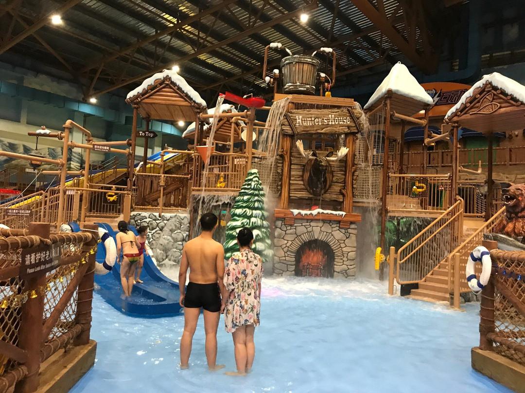 长白山天女浴躬池-长白朝鲜族自治县必去景点