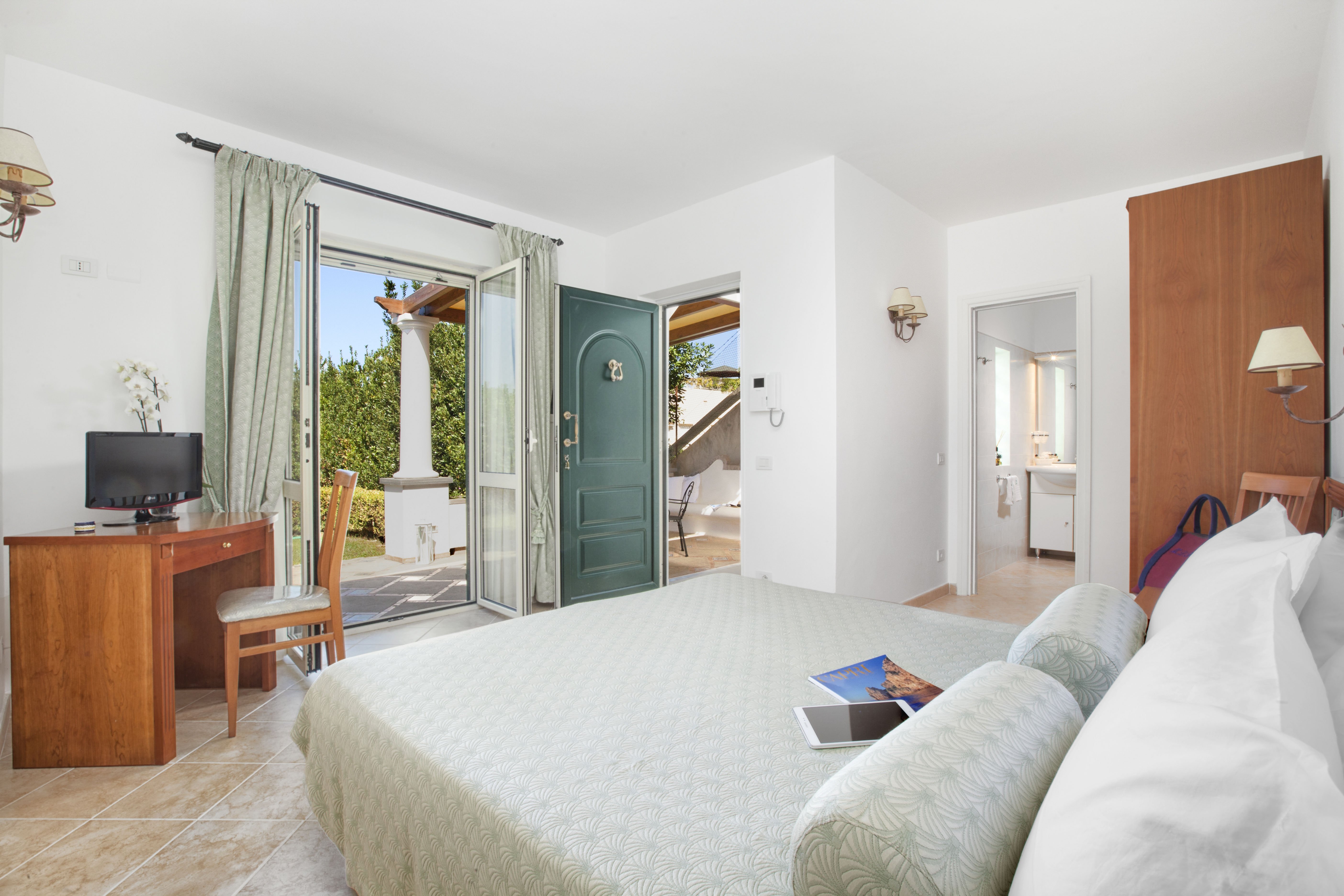 Relais 2 Pini Capri-官方
