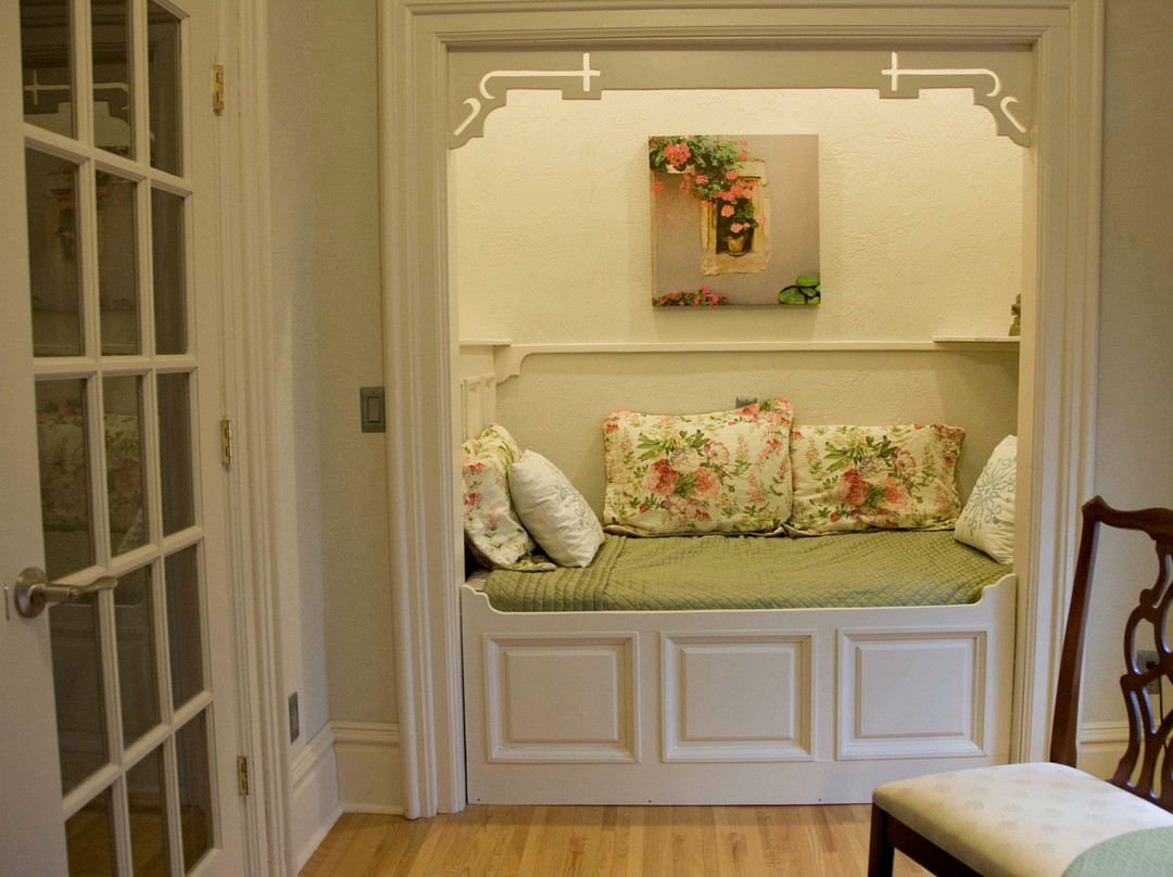 Thorwood Rentals and Retreats主图