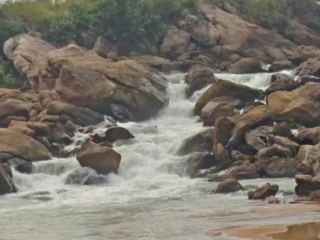 Baghmunda Waterfall景点图片