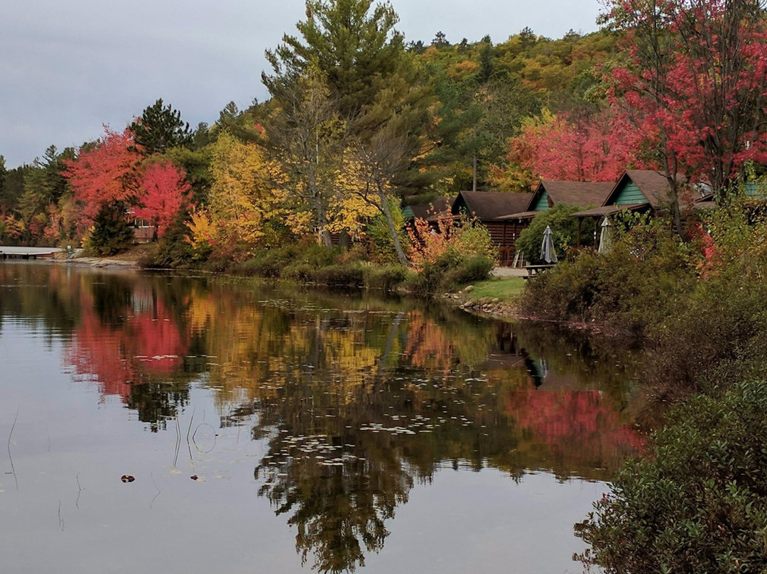 Spectacle Lake Lodge