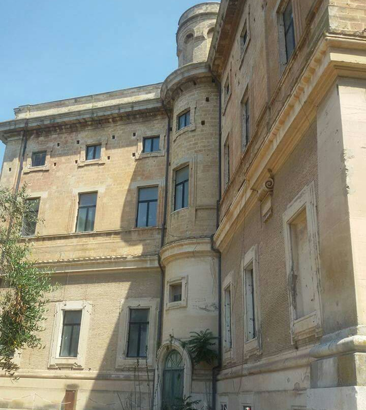 Palazzo Brasini-塔兰托必去景点