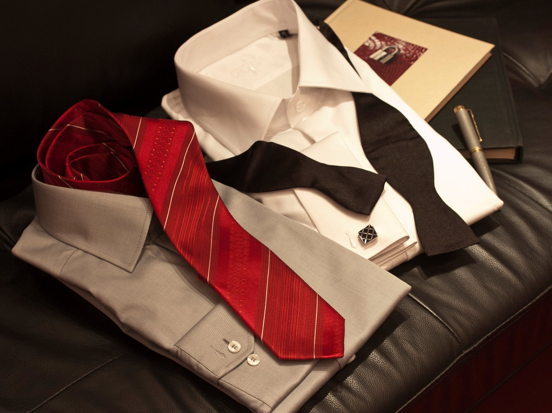 Croata Oktogon - Traditional Neckties景点图片