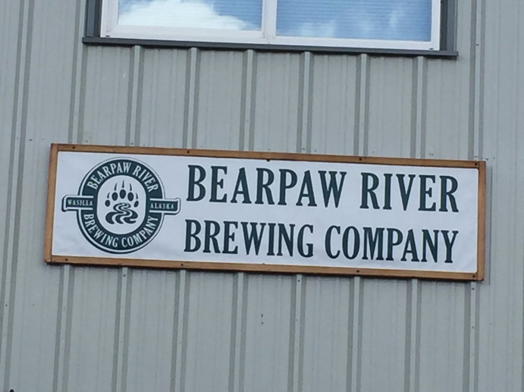 Bearpaw River Brewing Company景点图片