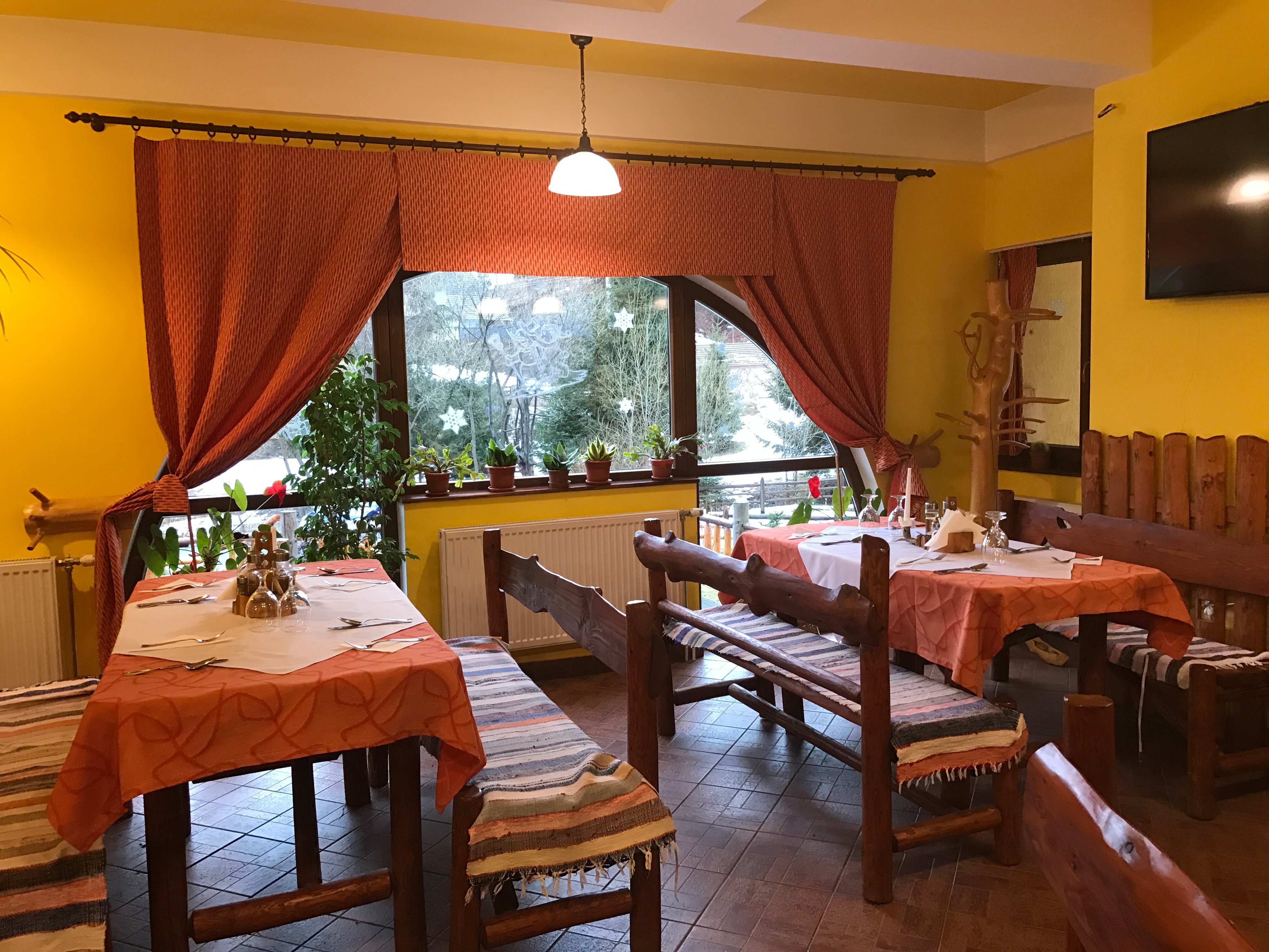 Erdelyi Gonduzo Pension Restaurant-官方