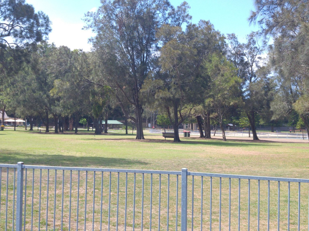 Carss Bush Park景点图片