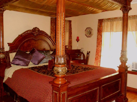 Cedar Hill酒店住宿-Alla's Historical Bed And Breakfast, Spa & Cabana