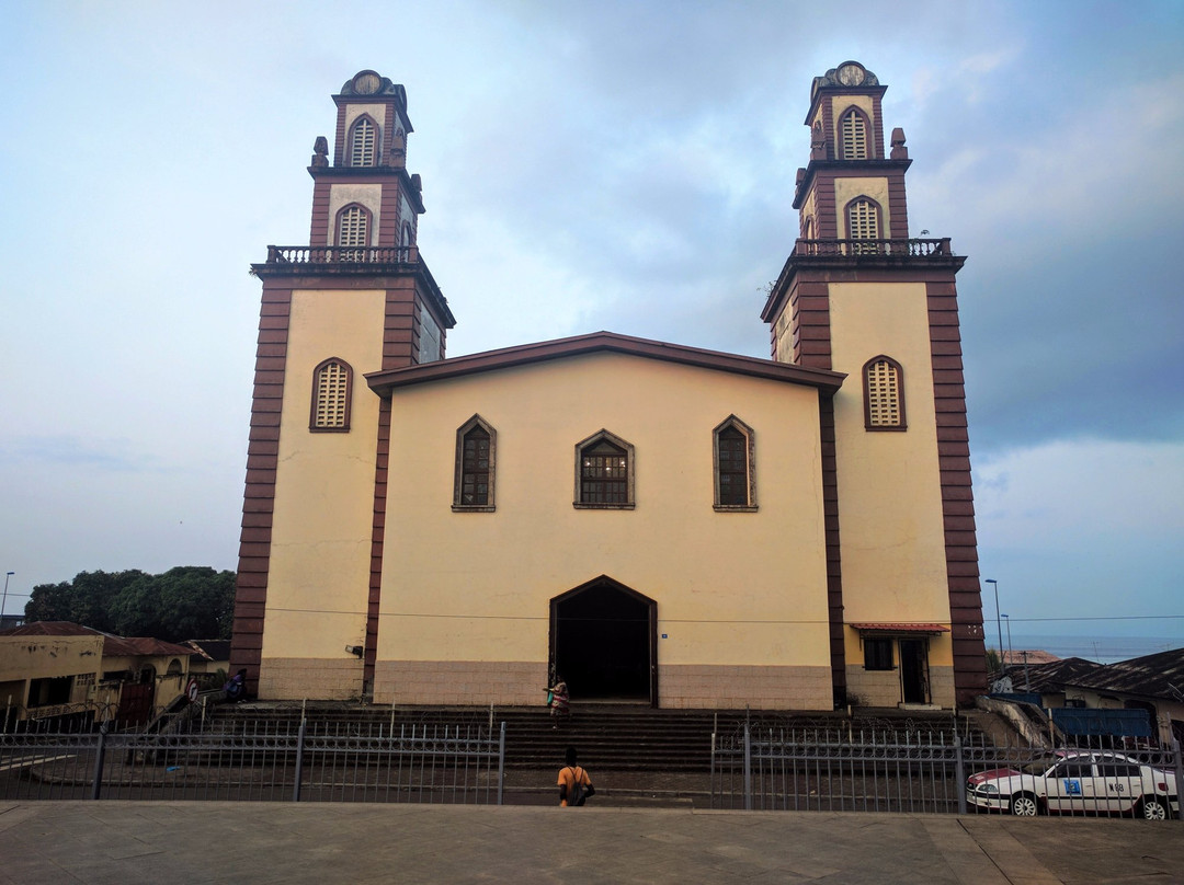 Iglesia de San Fernando-马拉博必去景点