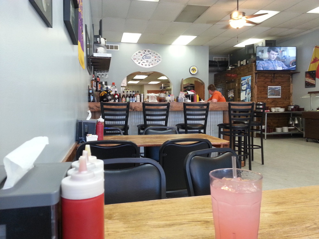 Brooklyn餐馆和美食-Just A Small Town Grill